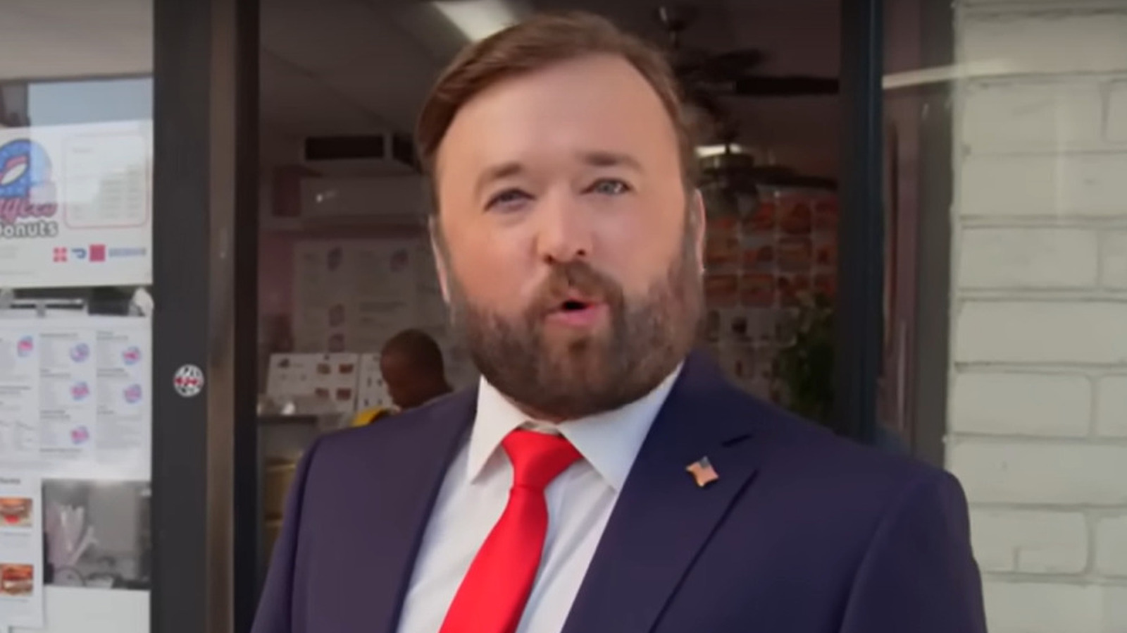 Haley Joel Osment Makes Rare Appearance To Parody JD Vance's Tragic Eyeliner And It's A Must-See