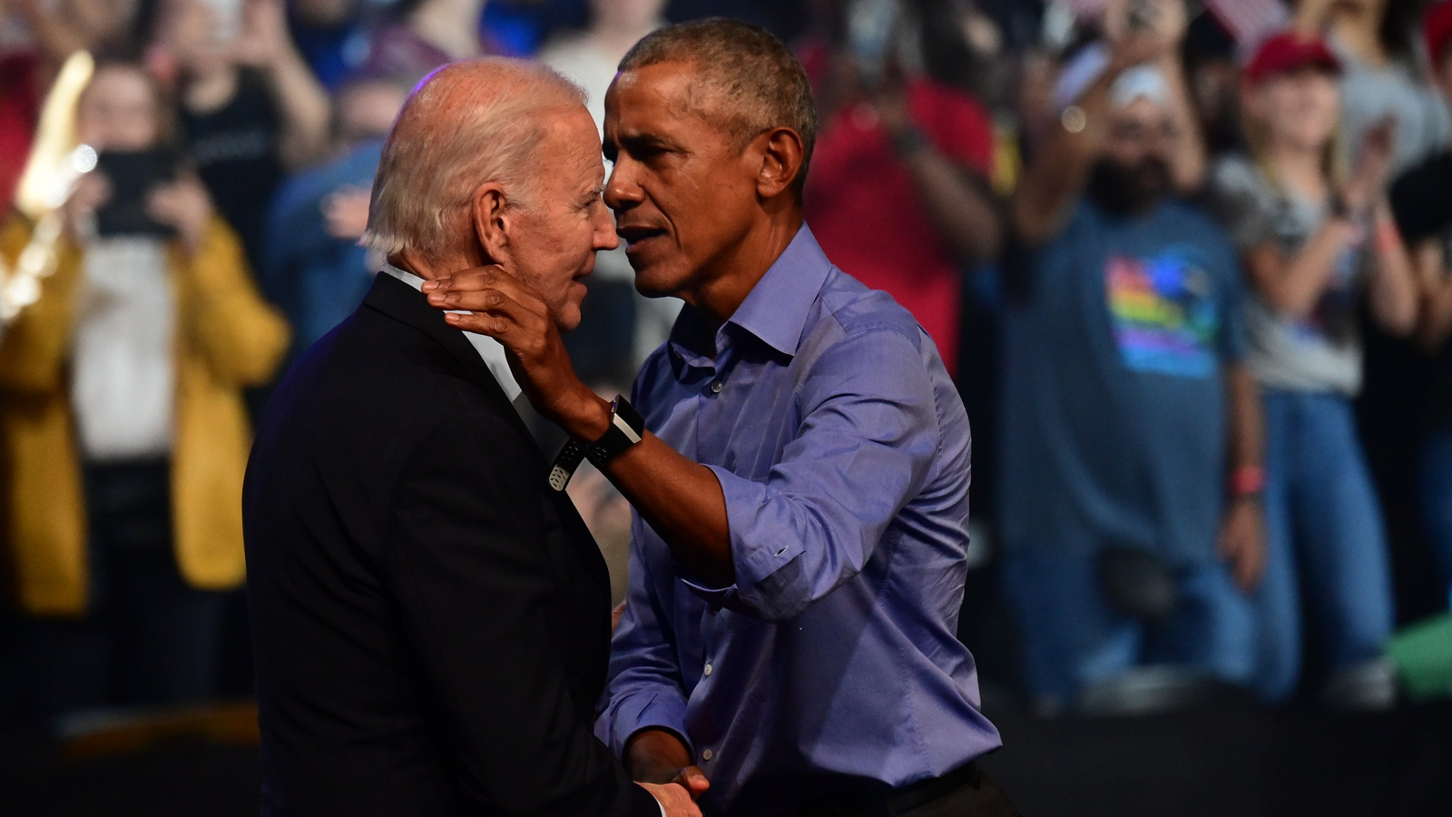 Lip Reader Isn't Fooled By Obama & Biden's Close Chat At Ethel Kennedy's Funeral (Exclusive)