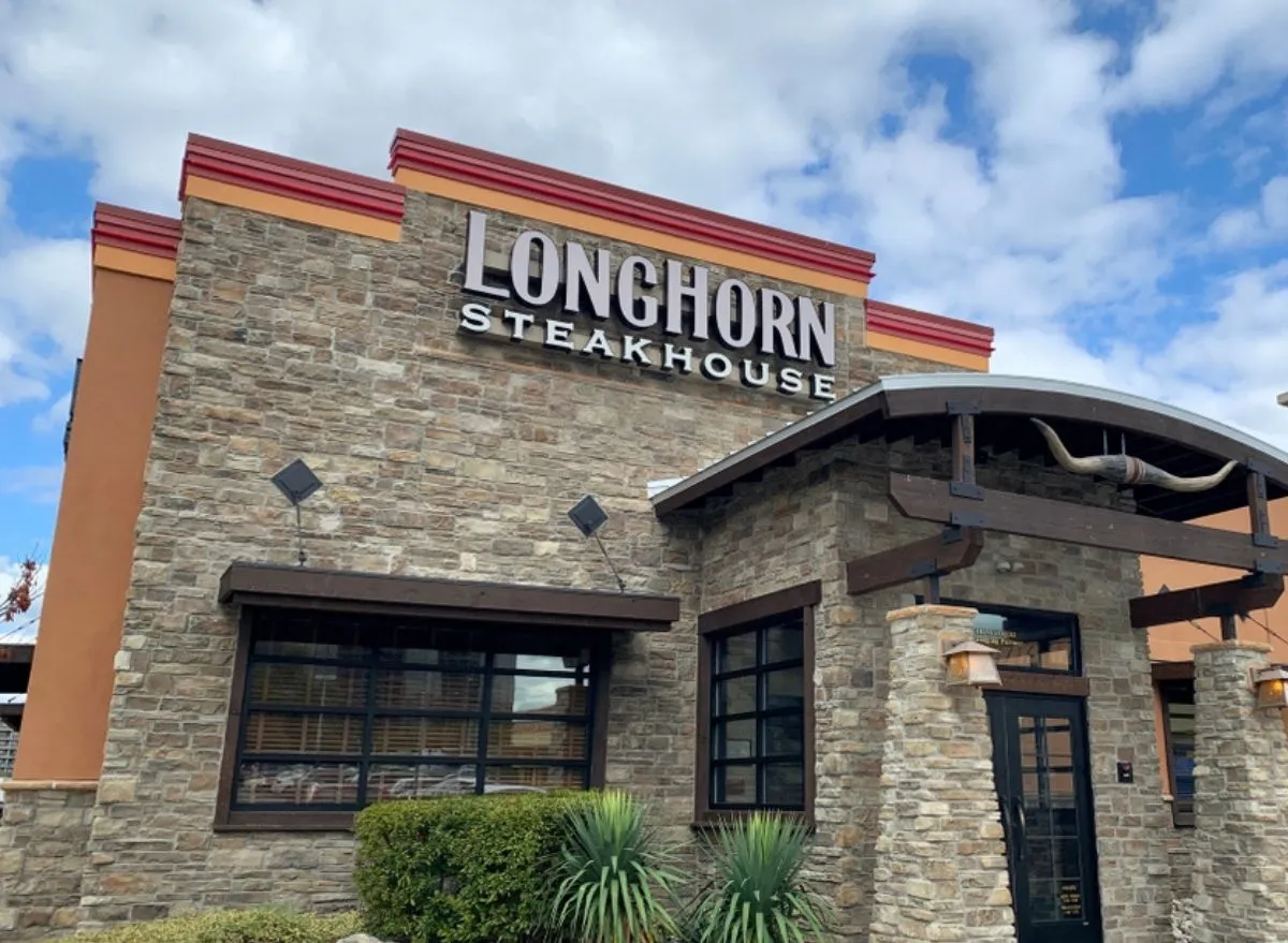 LongHorn Steakhouse Linked To Major Illness Outbreak: 'Likely To Grow'