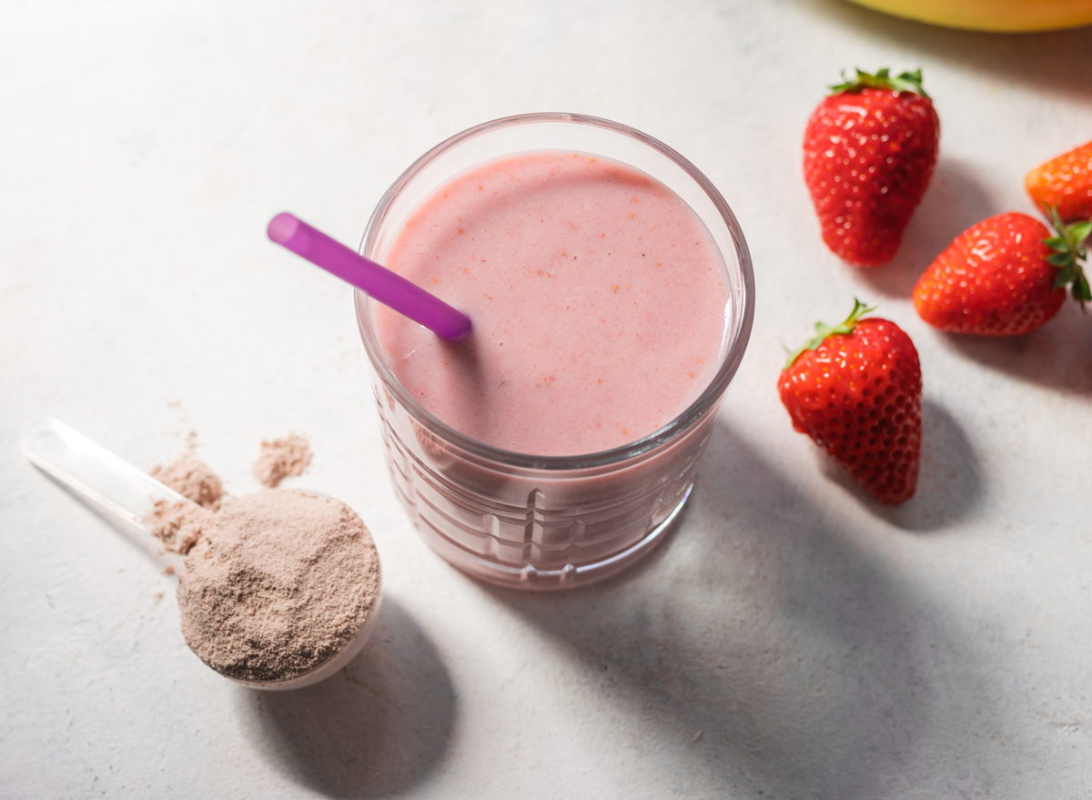 Smoothies vs. Protein Shakes: Which Is Better for Weight Loss?