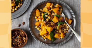 A Dietitian's #1 Fall Dinner Recipe for Weight Loss