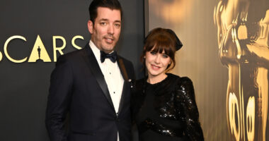 Body Language Expert Tells Us Why Jonathan Scott And Zooey Deschanel Look Out Of Sync