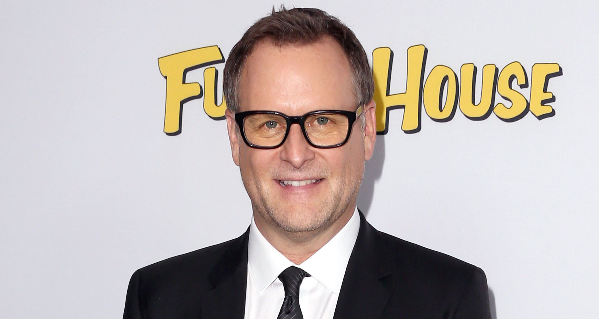 Full House star Dave Coulier reveals ‘very aggressive’ stage 3 cancer diagnosis but insists he’s ‘going to be strong’