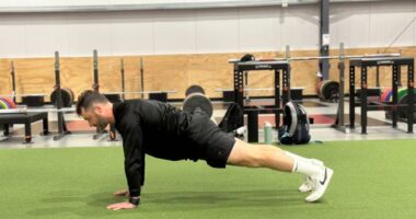 trainer doing pushup