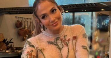 Jennifer Lopez shows off her Thanksgiving dinner while Ben Affleck cosies up to ex-wife Jennifer Garner in public