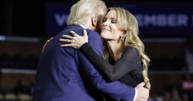 Megyn Kelly's Relationship With Trump Just Keeps Getting Weirder