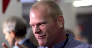 The Tragedy Of HGTV Star Mike Holmes Is Just Sad