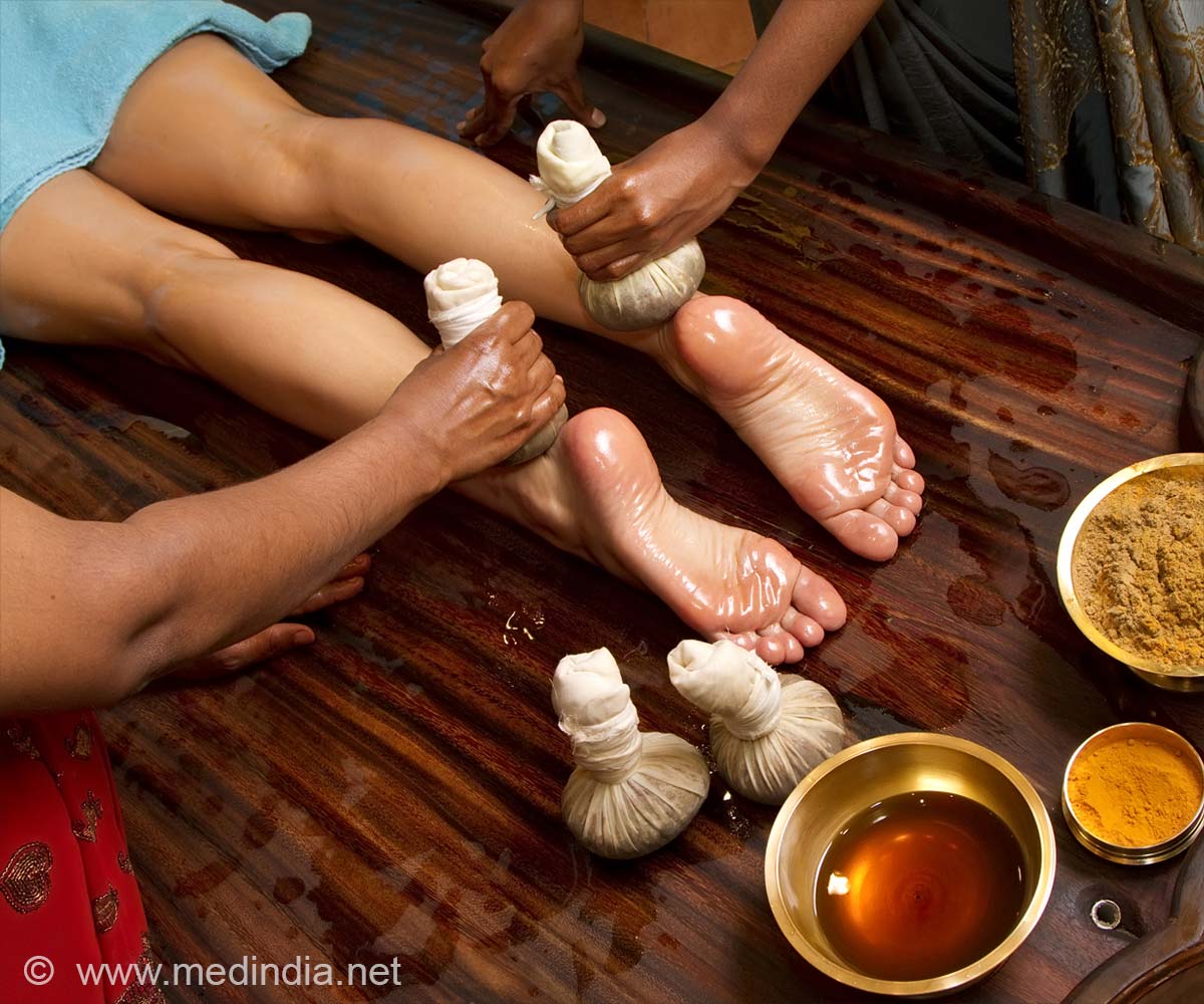 Benefits of Foot Massage: Better Sleep to Pain Relief