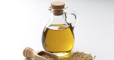 Common cooking oils and ultra-processed food linked to surge in early-onset bowel cancer