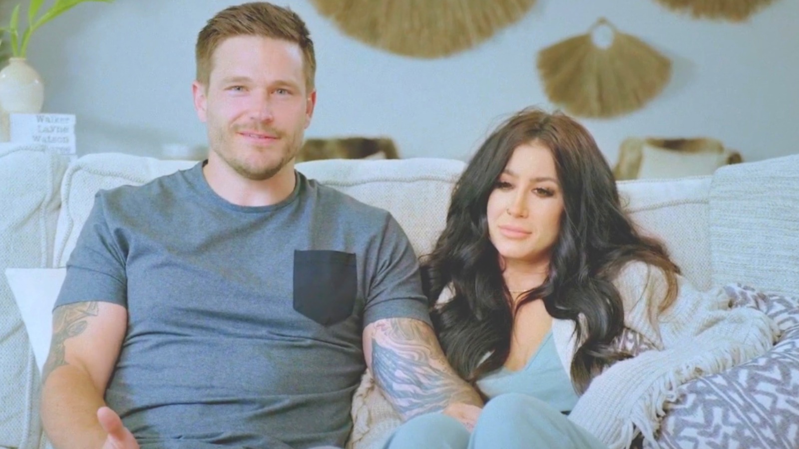 The Real Reasons Some HGTV Fans Can't Stand Chelsea & Cole DeBoer