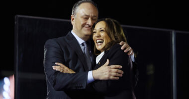 Why We're Worried About Kamala Harris And Doug Emhoff's Marriage