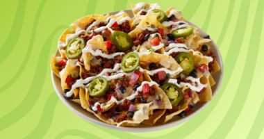 10 Fast-Food Chains That Serve the Best Nachos