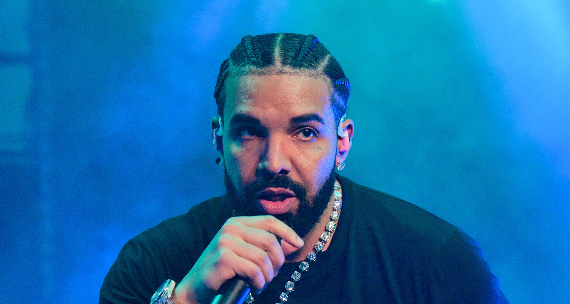 Drake slaps Universal Music Group with new lawsuit over release of Kendrick Lamar’s ‘malicious’ diss track Not Like Us