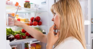 Experts reveal unsuspecting foods you should never keep in the fridge or risk horrific poisoning