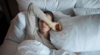 3 ‘persistent’ cancer warning symptoms that appear in the morning