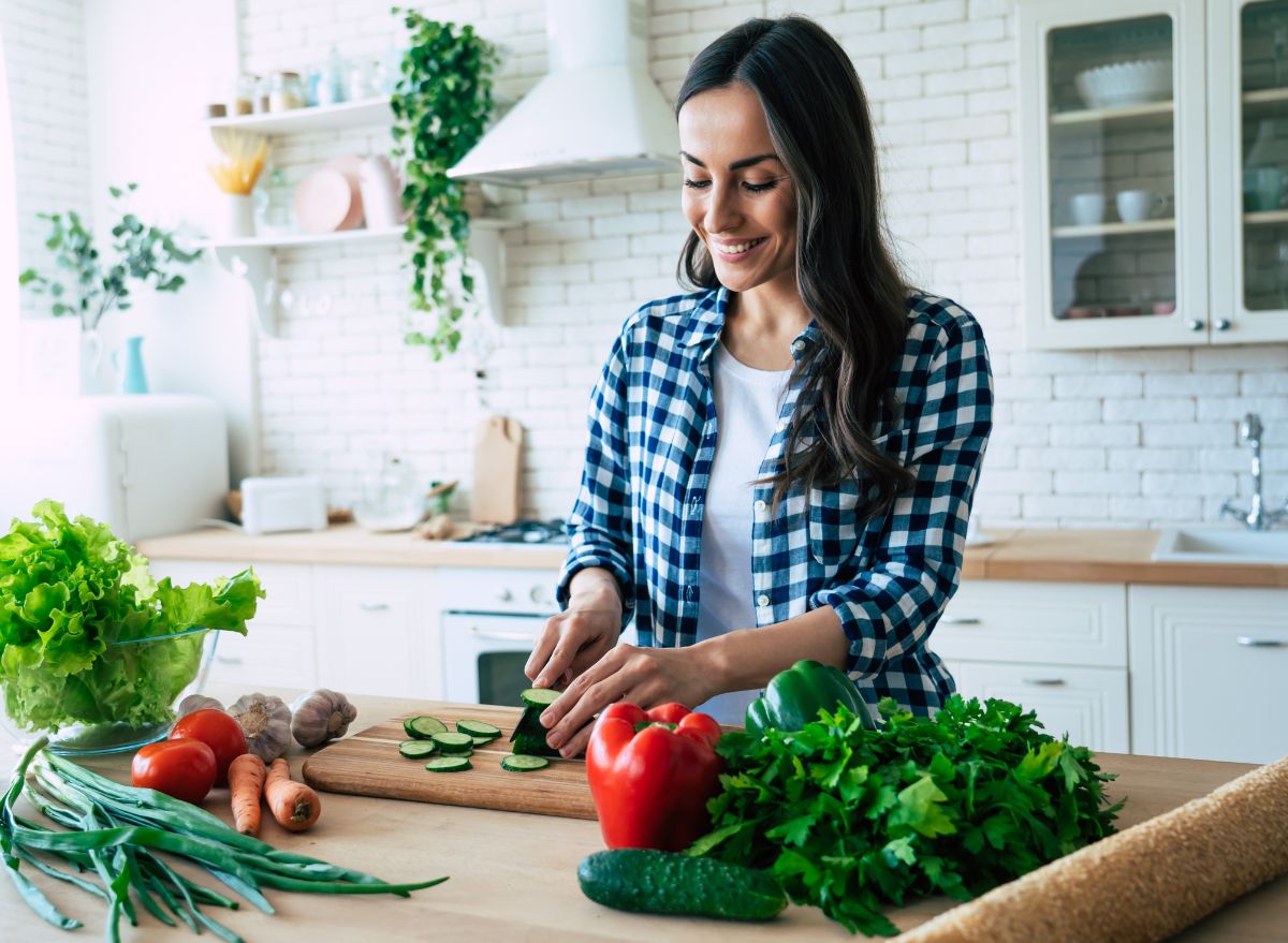 cooking healthy food