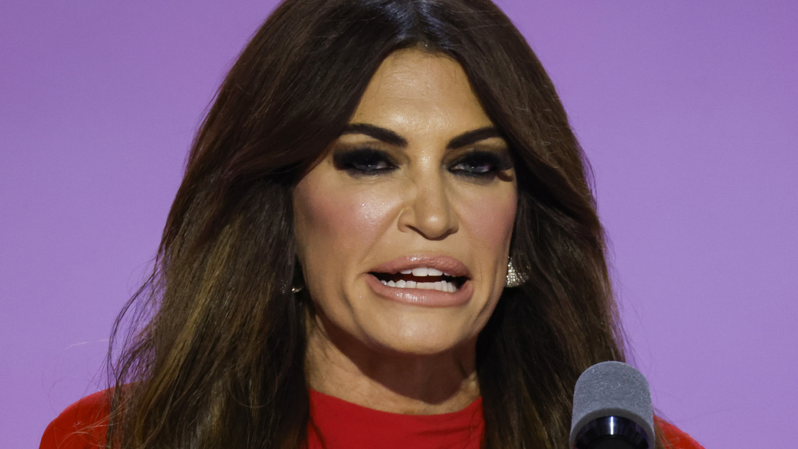 Kimberly Guilfoyle's Fake Tan Is Getting More Obvious Than Trump's