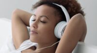 Listening to music can reduce the level of pain patients suffer after an injury, research shows