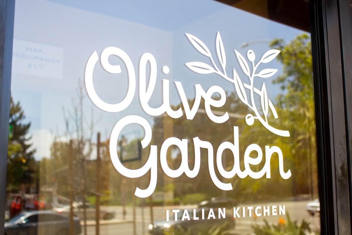 This Is the No. 1 Dish to Order at Olive Garden, According to Customers