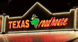 This Is the No. 1 Dish to Order at Texas Roadhouse, According to Customers