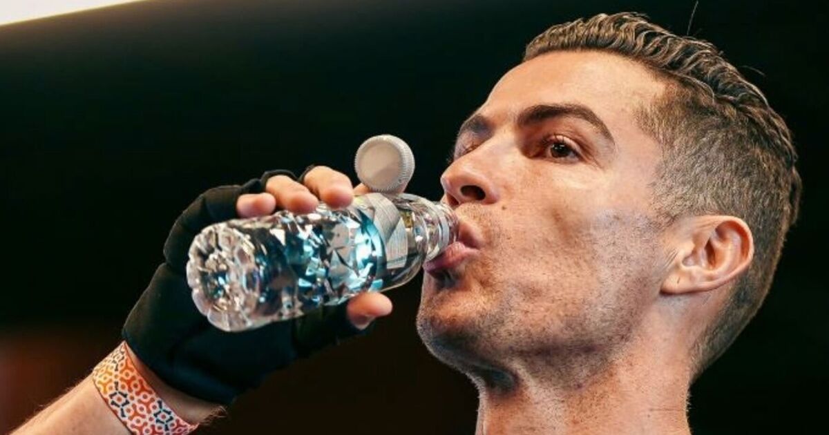 What does Cristiano Ronaldo eat? How he shapes diet, daily meals, banned foods and secrets