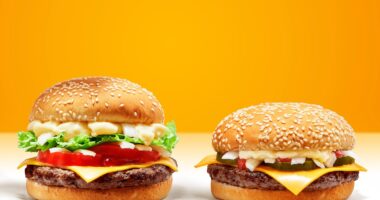 5 Fast-Food Chains That Use Real Butter on Their Burgers