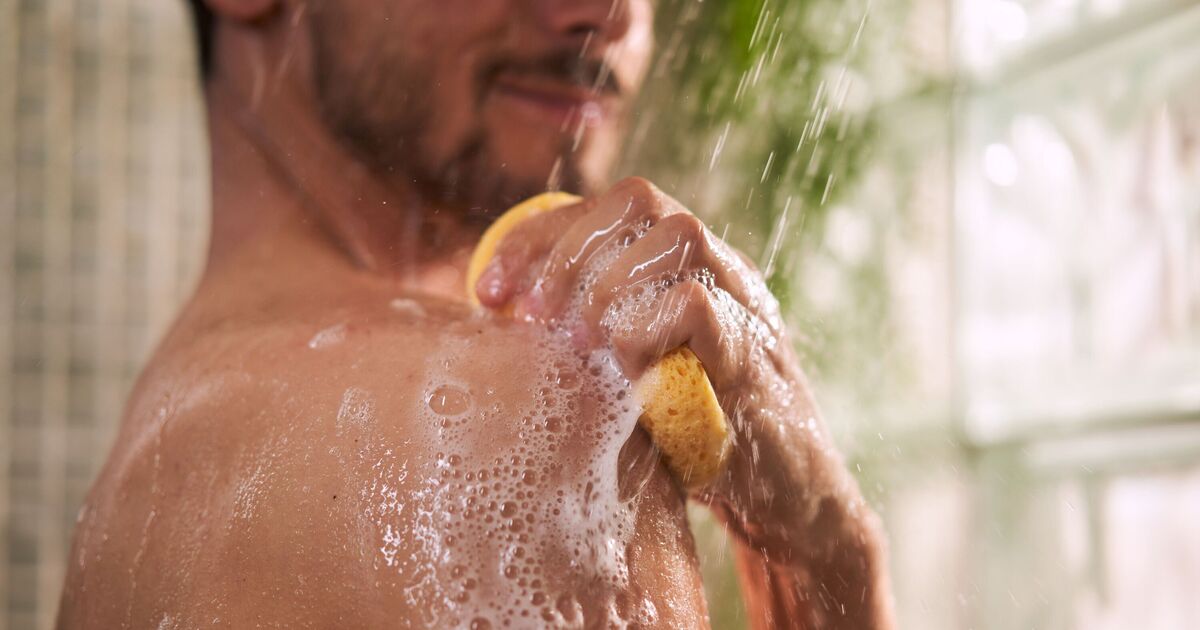 Doctor pinpoints 3 reasons why you should stop having morning showers