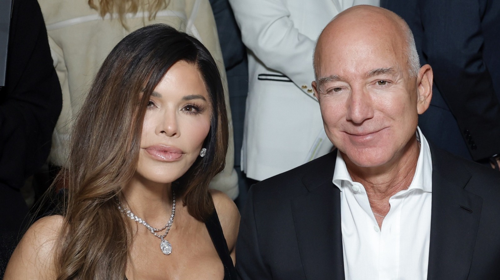 Lauren Sanchez Gives Damning Hint Jeff Bezos Engagement Is On The Rocks [PUBLISH ON NICKI]